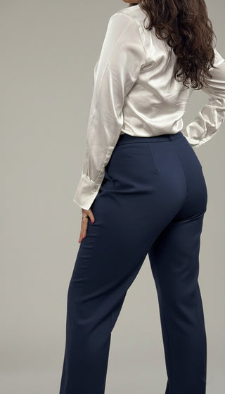 Pantalón de Vestir Para Mujer Media Campana Con Pretina- Azul Marino (Curvy)